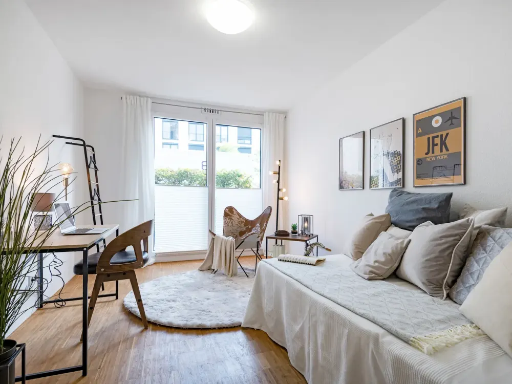 Ankommen, Wohlfühlen, Zuhause sein. Möbliertes Zimmer zum Verlieben.