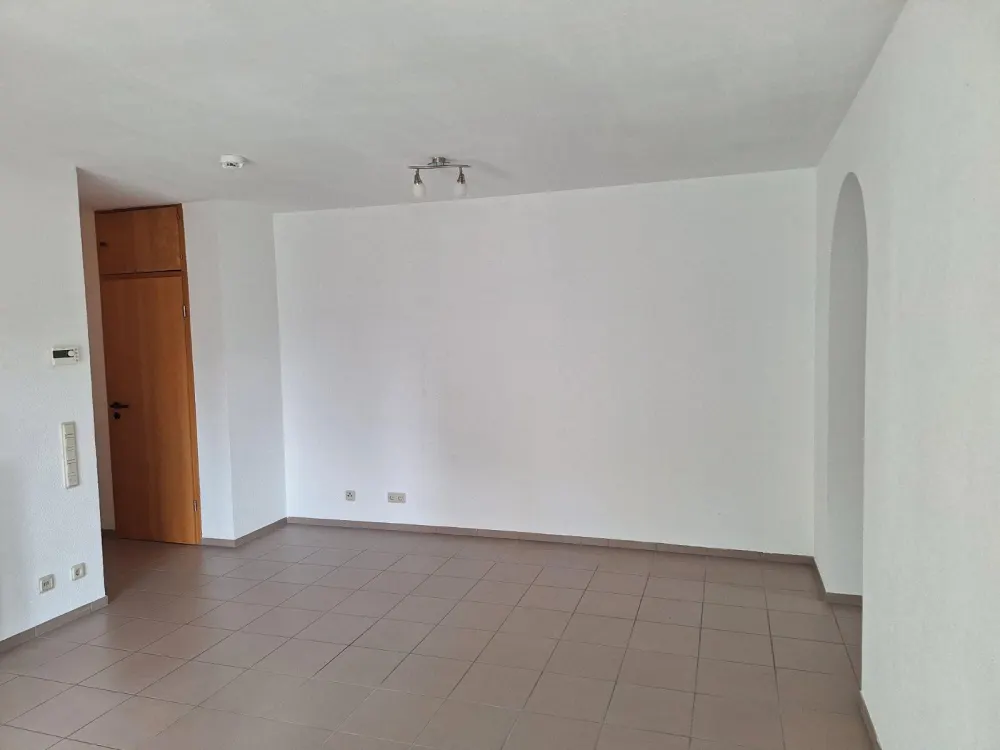 Moderne 2 ZKB mit Balkon & Garage (Nähe Caritasklinik)