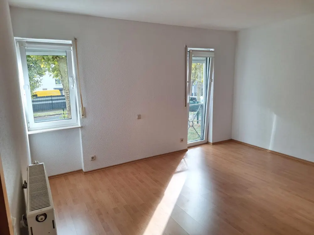 Moderne 2 ZKB mit Balkon & Garage (Nähe Caritasklinik)