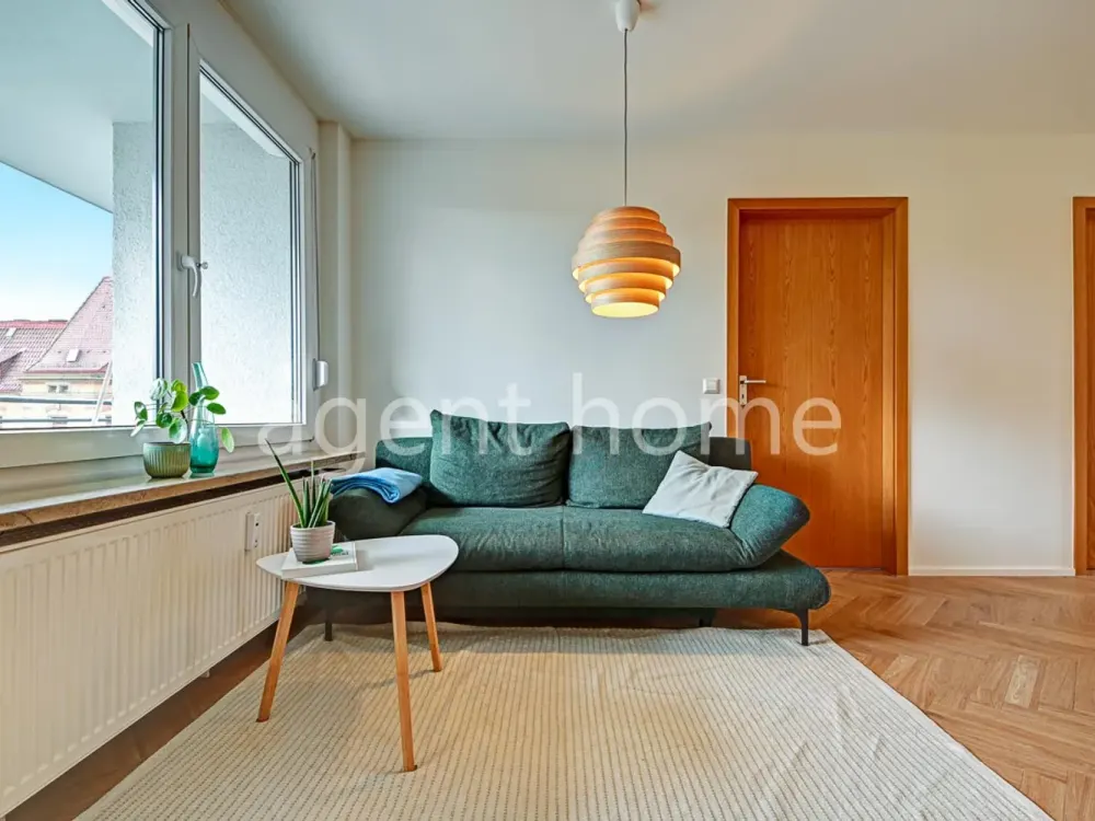 FURNISHED - TOP FLOOR - Beautiful Apartment with Balcony