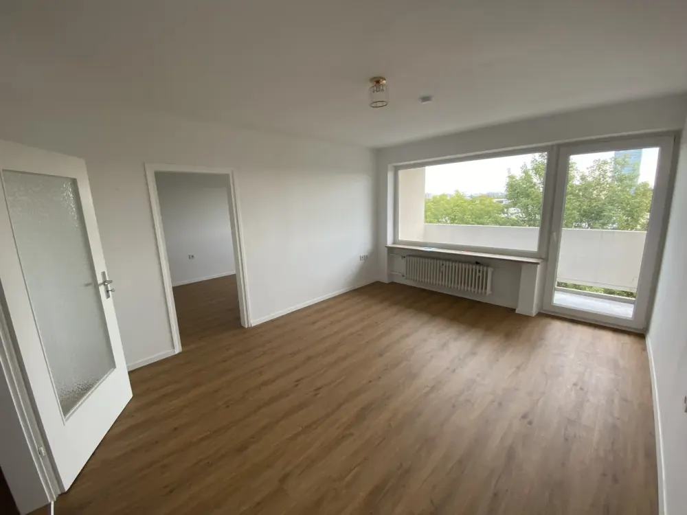 2 Zimmerwohnung 52qm Loggia Keller
