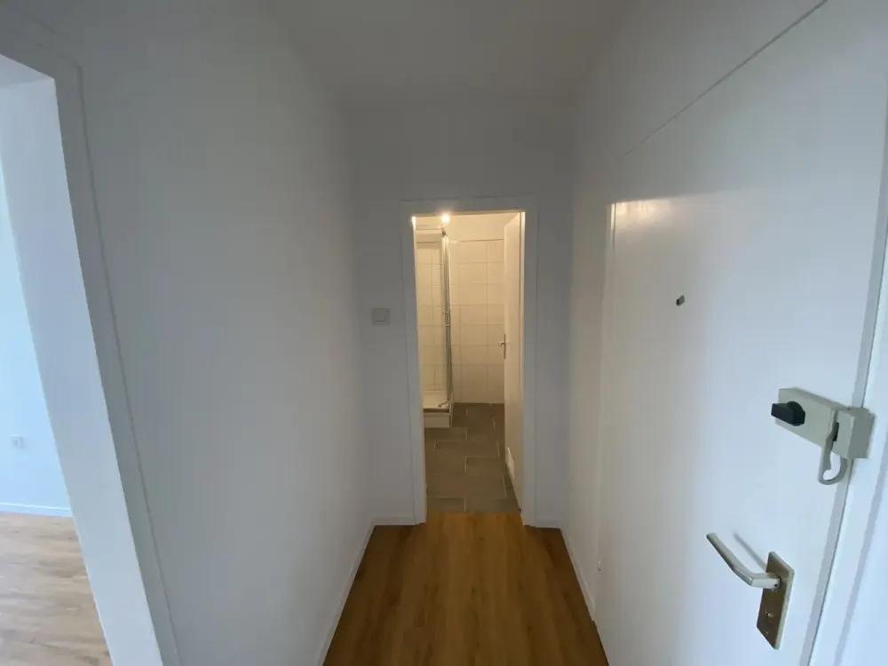 2 Zimmerwohnung 52qm Loggia Keller