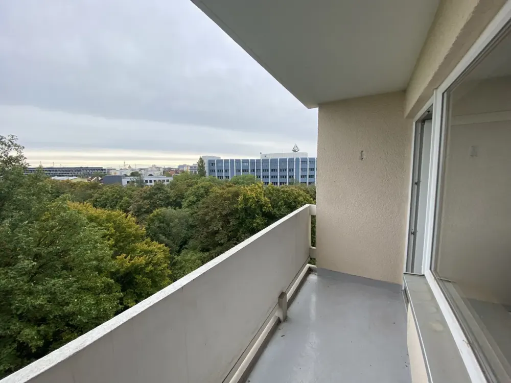 2 Zimmerwohnung 52qm Loggia Keller