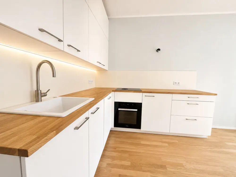 SCHÖNEBERG, stilvoll & ruhig wohnen in bester Kiezlage mit Balkon & Tiefgarage