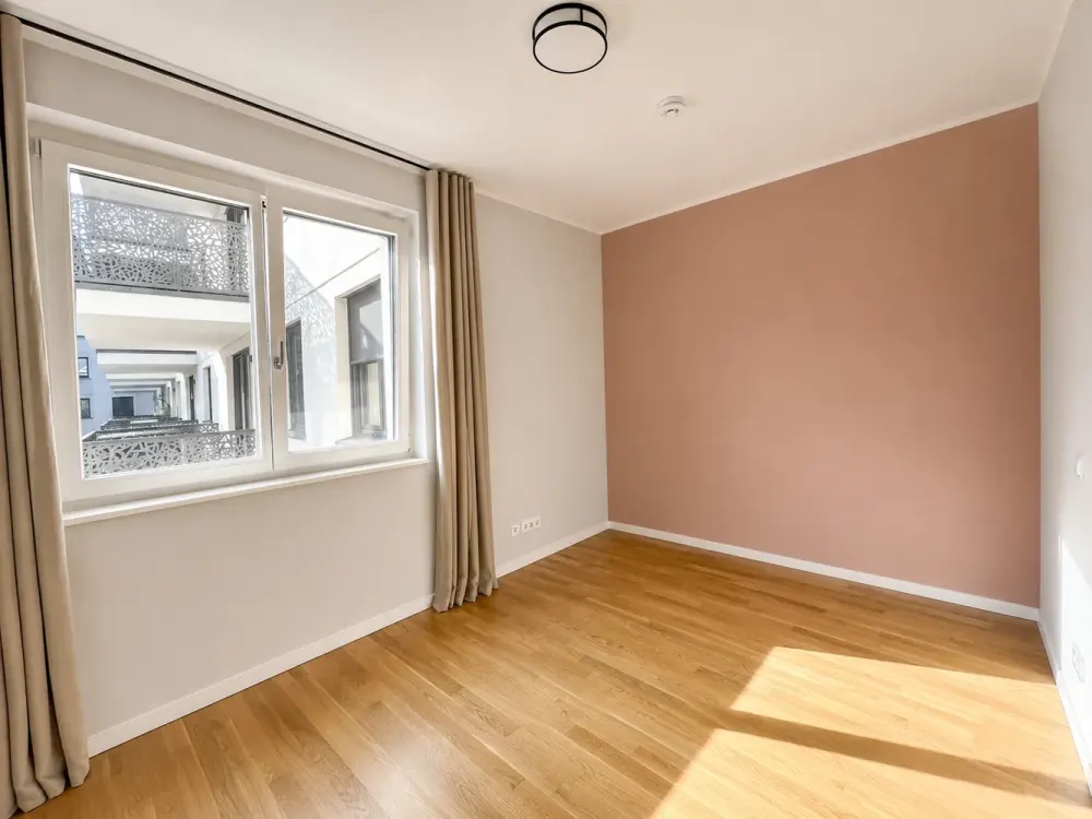 SCHÖNEBERG, stilvoll & ruhig wohnen in bester Kiezlage mit Balkon & Tiefgarage