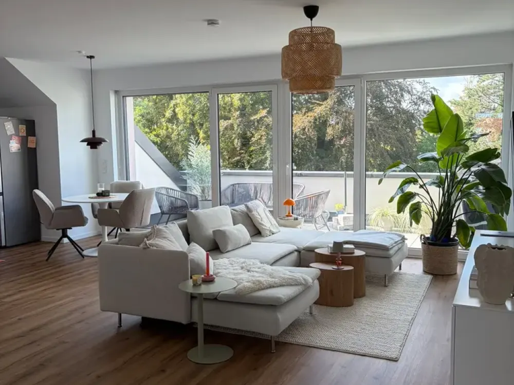 Moderne 2 ZKB-Whg. mit großem Balkon