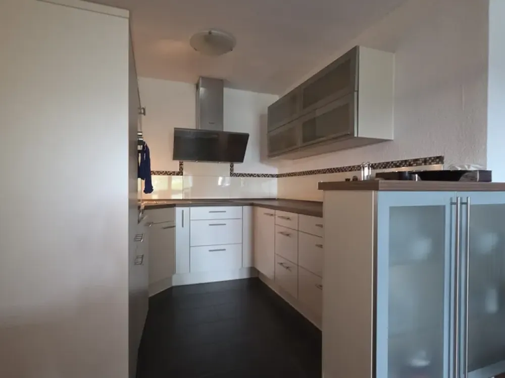 Top gelegene 2,5 Zimmer Wohnung zur Vermietung (ggf. teilmöbliert)