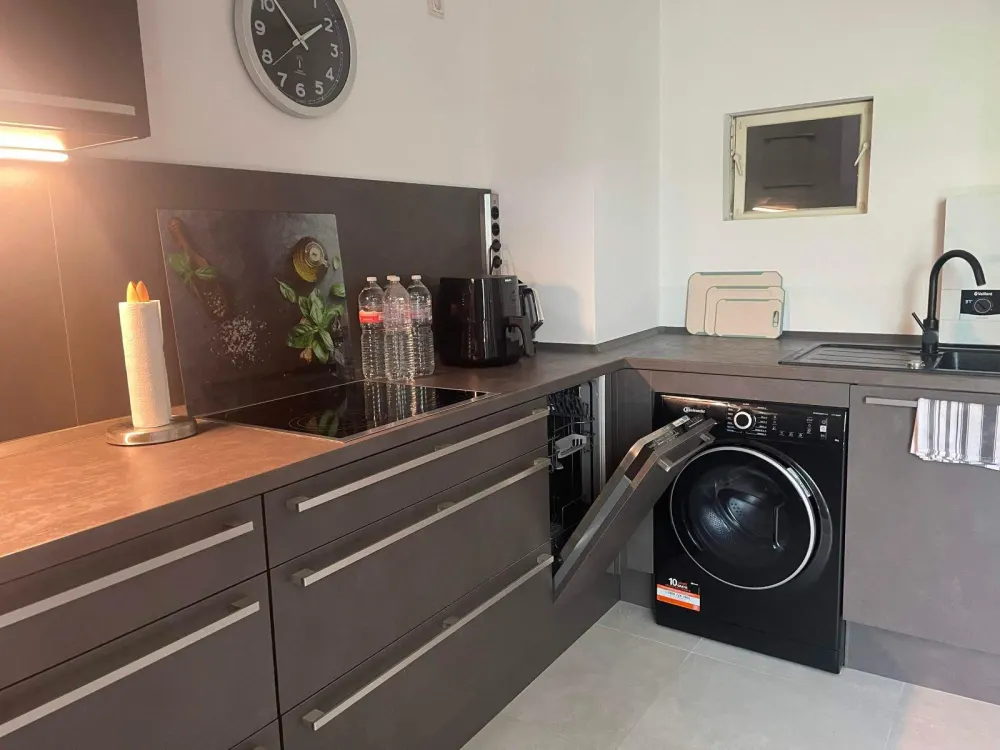 Helle 2-Zimmer-Wohnung mit 61 m² Märkische Str
