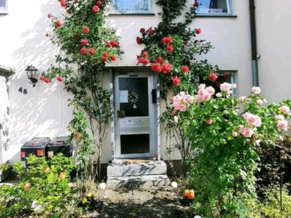 Helle 3-Zimmer-Wohnung mit großen Balkon neben Wald