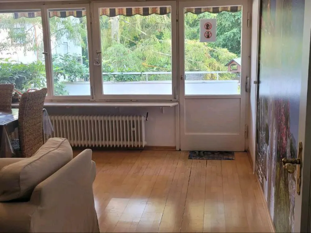 Helle 3-Zimmer-Wohnung mit großen Balkon neben Wald