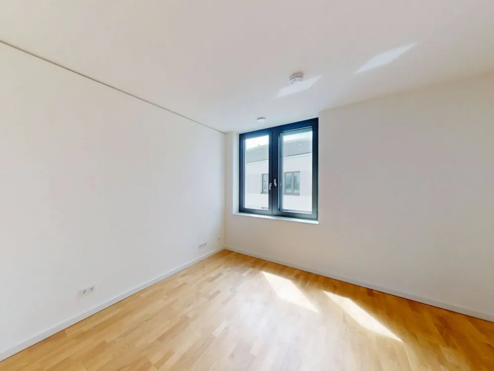 Großzügige und lichtdurchflutete 3-Zimmer-Wohnung an der Elbspitze