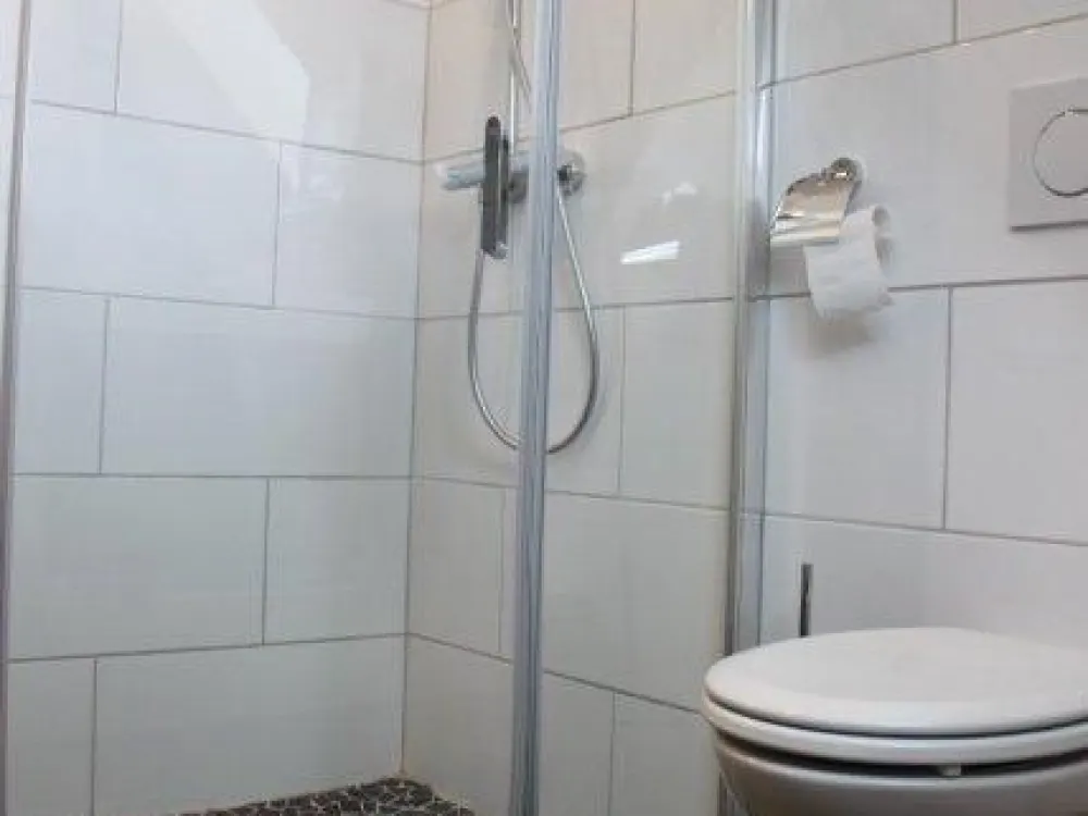 Schöne/luxus/möbiliertes zwei Zimmer Wohnung in Mettmann. KZ.