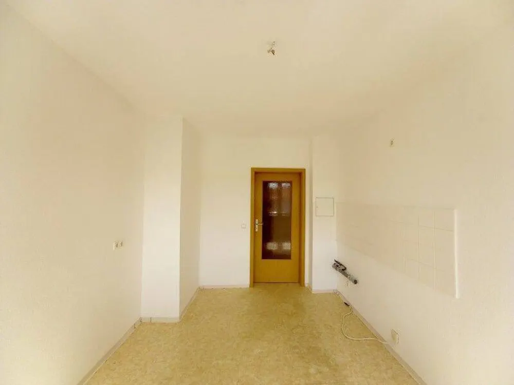 Striesen: Große 2-Zimmerwohnung mit separaten Räumen