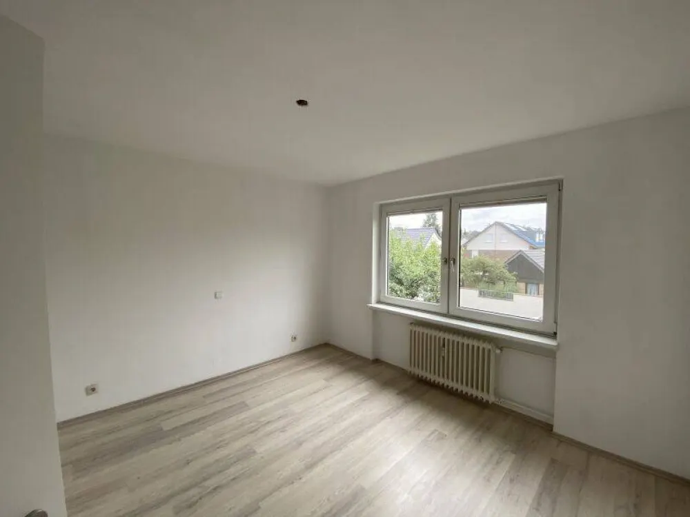 Lichtdurchflutete 3-Zimmerwohnung mit Loggia in Köln-Porz