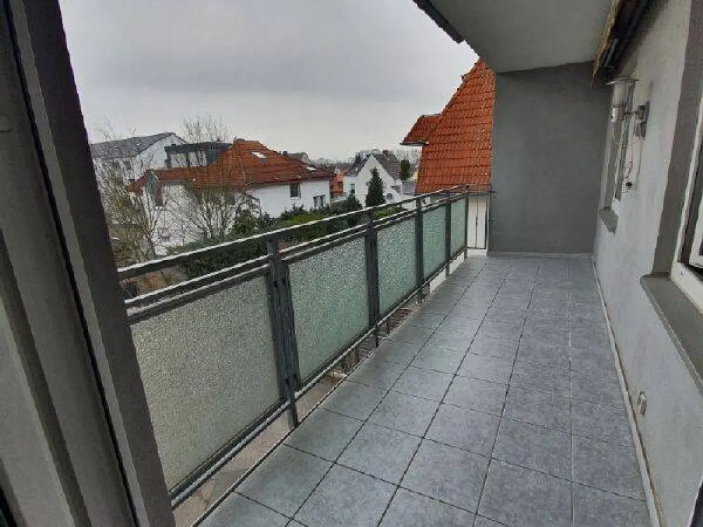 Lichtdurchflutete 3-Zimmerwohnung mit Loggia in Köln-Porz