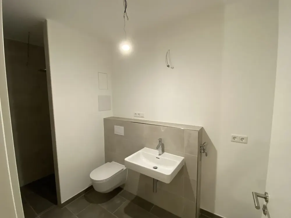 Exklusives, helles Studio-Apartment mit EBK im Frankfurter Ostend