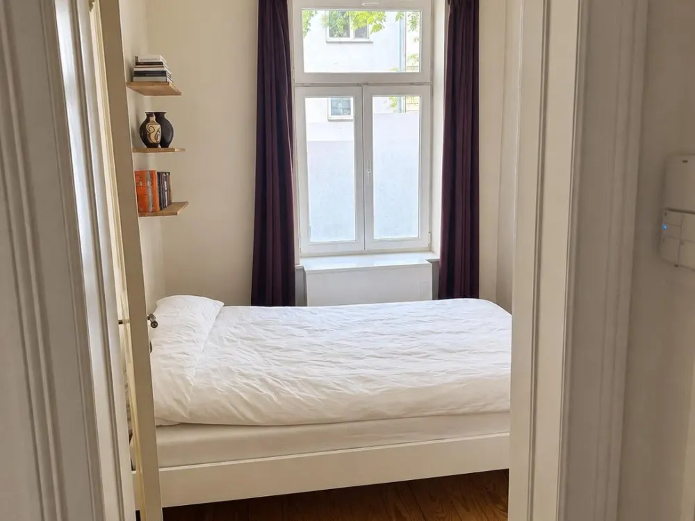 2-Room Apartment with Garden in Eimsbüttel Opposite Apartment in Altona