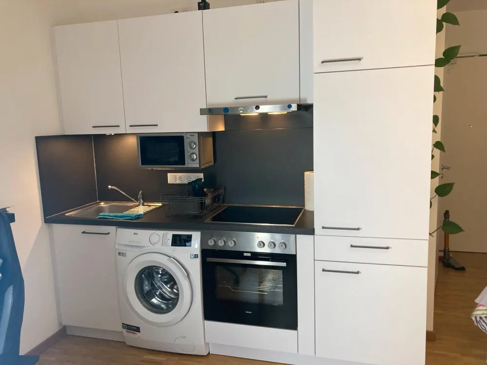 1 Zimmer wohnung mit Einbauküche