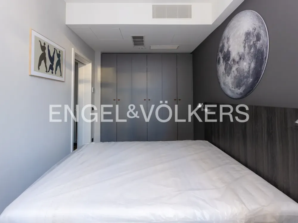 Beyond ordinary, fully equipped luxury apartment in a central location
