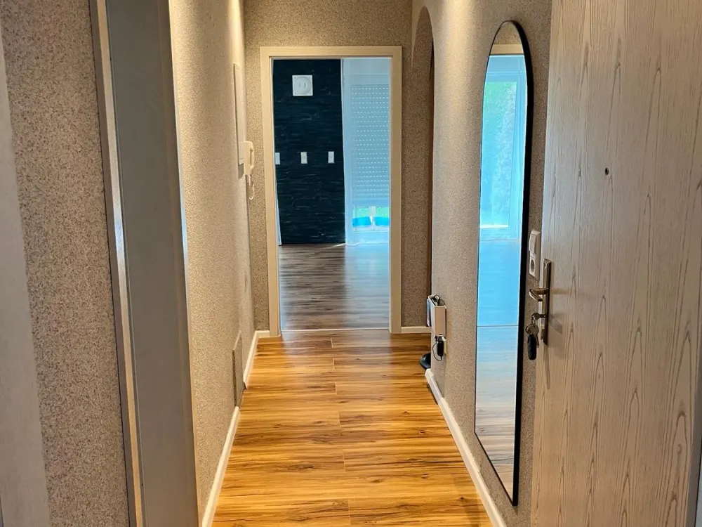 2-room apartment ground floor with small garden