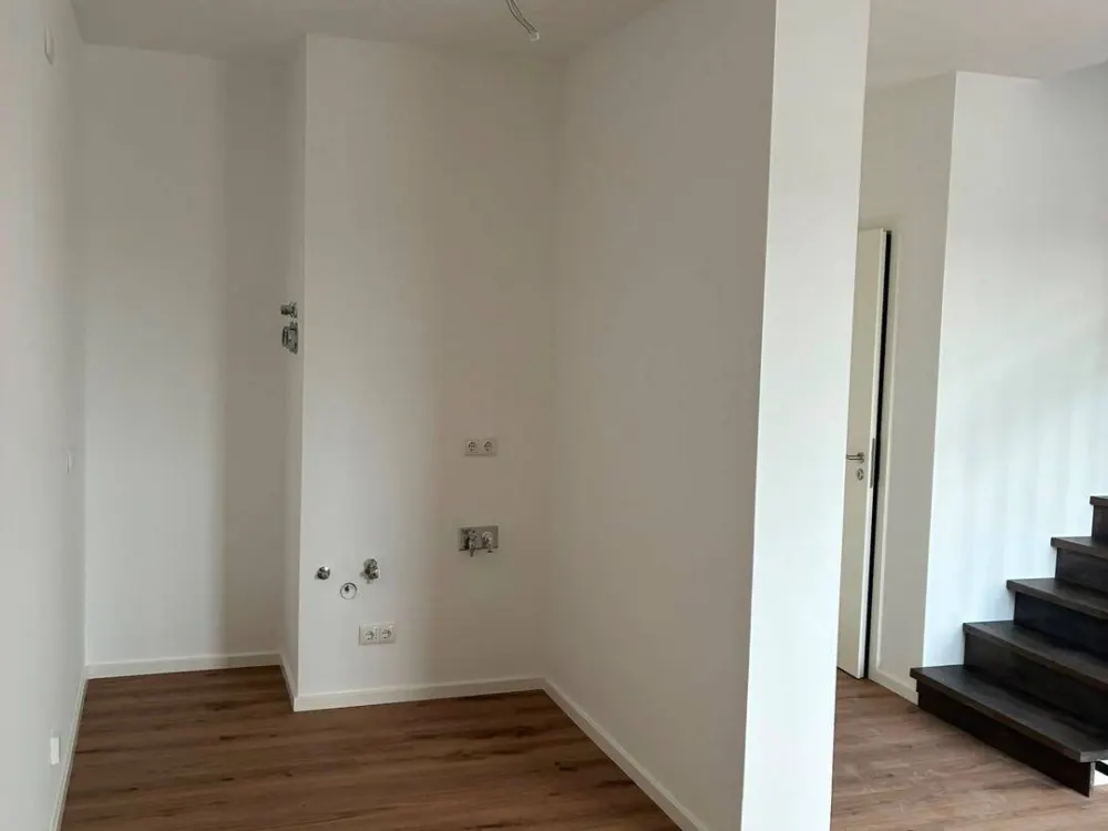 *TOP* 3-Zimmer-Neubau Maisonettewohnung mit Dachterrasse und Stellplatz_WE 102