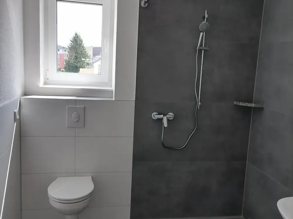2-Zimmer-Wohnung im Erstbezug- ideal für Paare oder Senioren (max. 2 Personen)