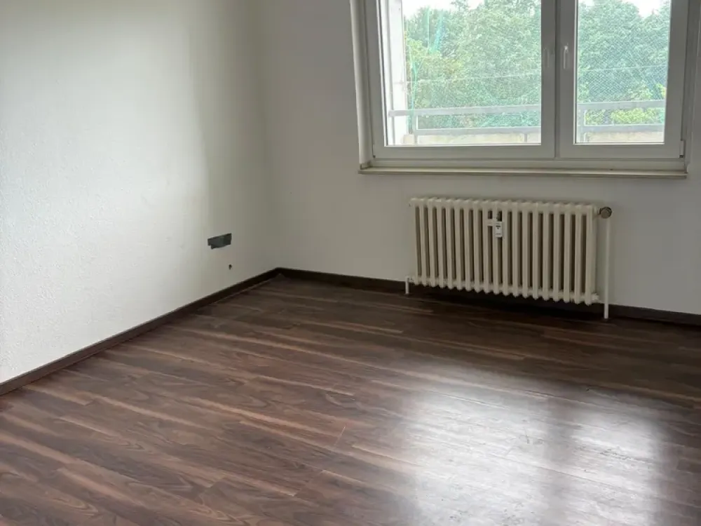 Schöne 2 Zimmer Wohnung in Krefeld am Uerdinger Stadtpark mit Balkon