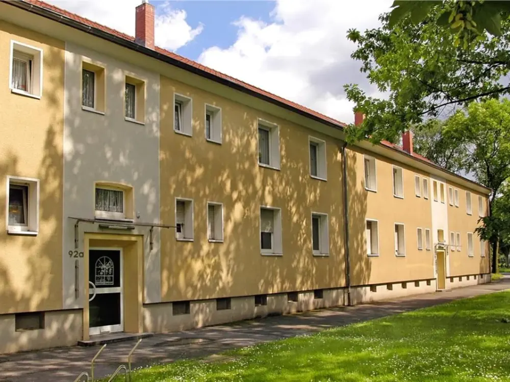 Einziehen & 300EUR Gutschein erhalten!