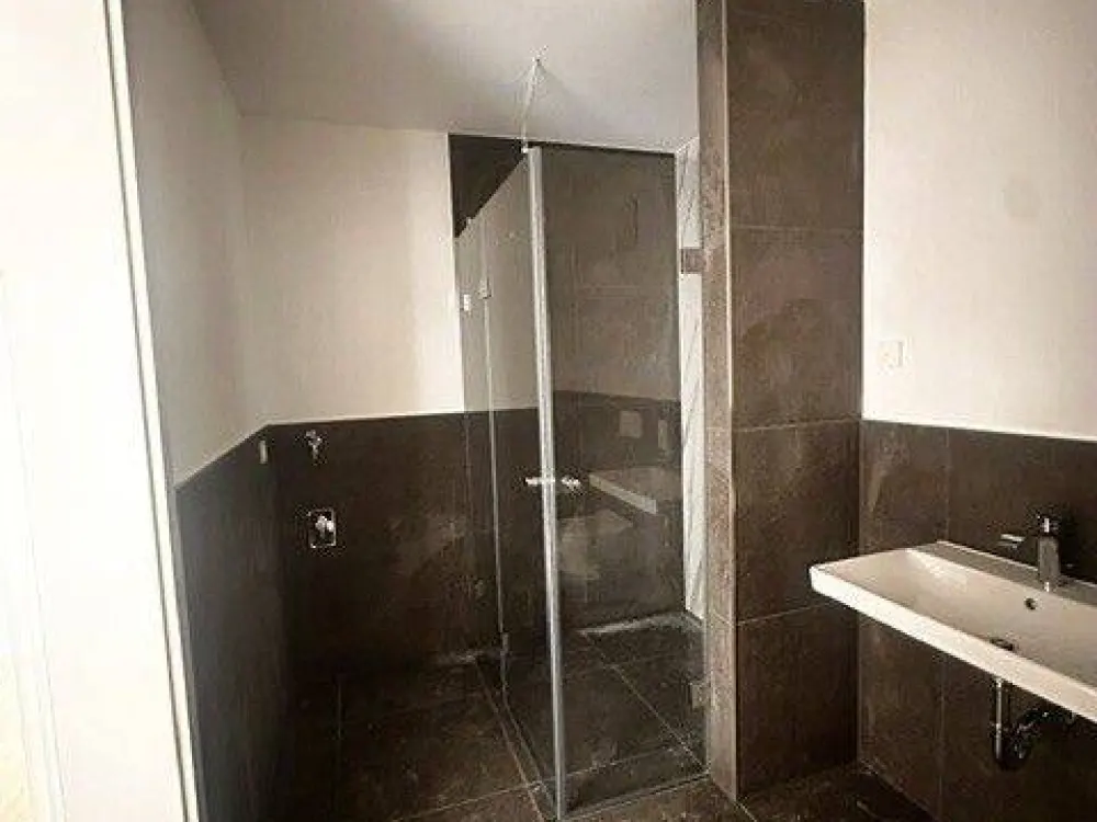 Ihre neue Familienwohnung im Erstbezug mit Terrasse.