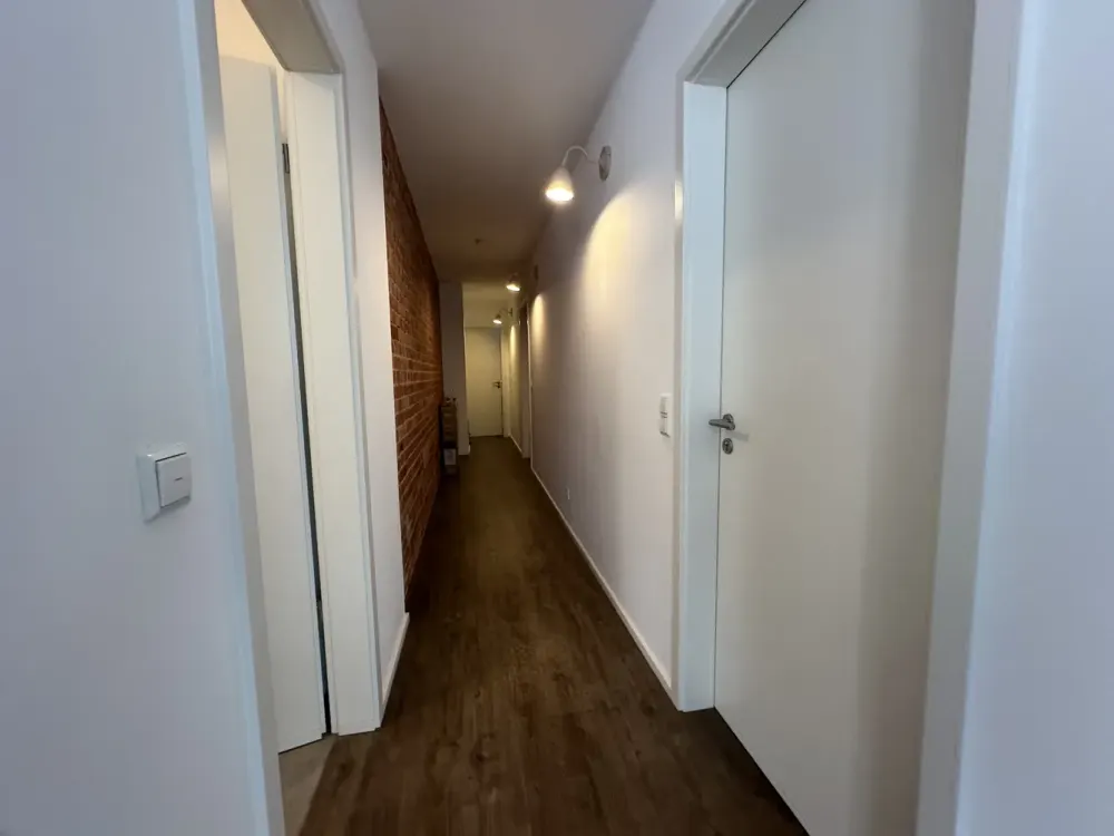 Attraktives WG-Zimmer in Stuttgart-Ost, 18,6 m² | Einbauküche | eigenes Bad