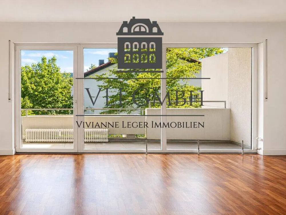 Newly Renovated 3-Room Apartment with Balcony in Beautiful Quiet Location at Rotenbühl