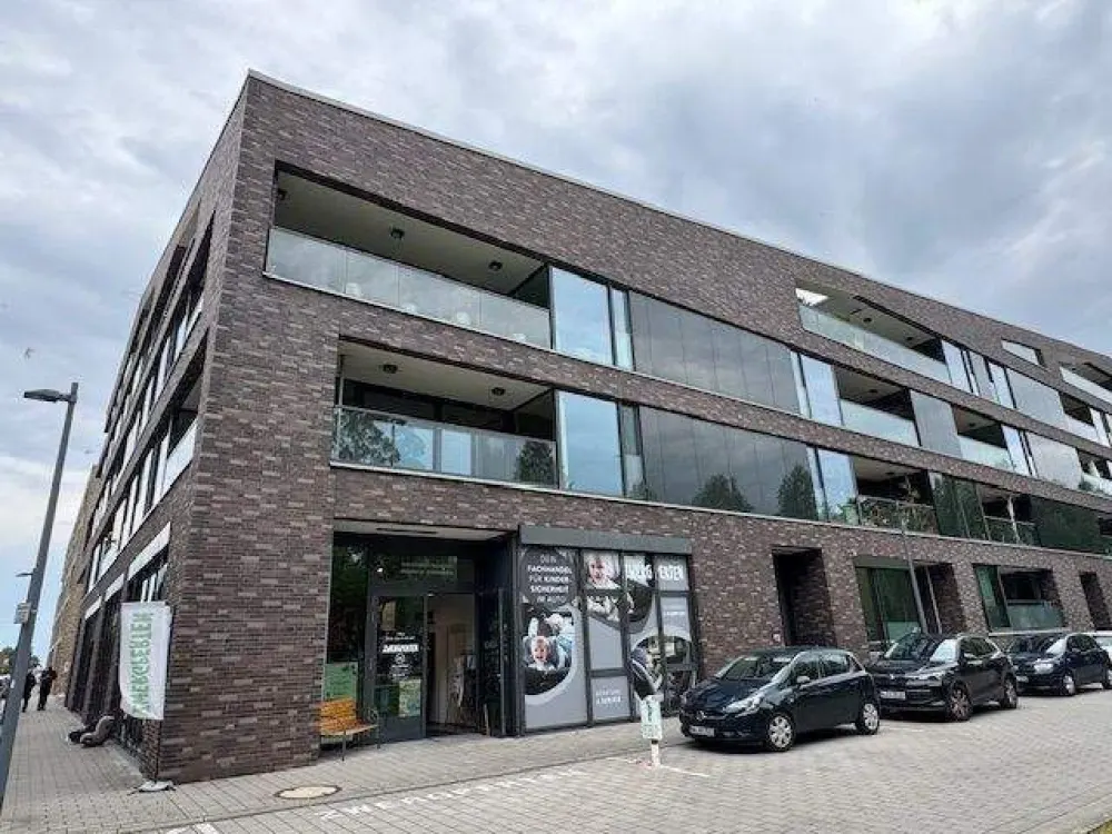 Großzügige 3 Zimmerwohnung am Wasser