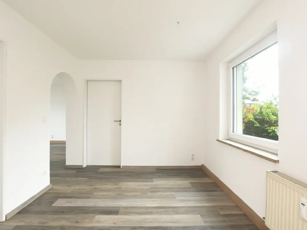 AIGNER - Großzügige 3-Zimmer Wohnung in Puchheim mit Südwest-Loggia & zwei Stellplätzen