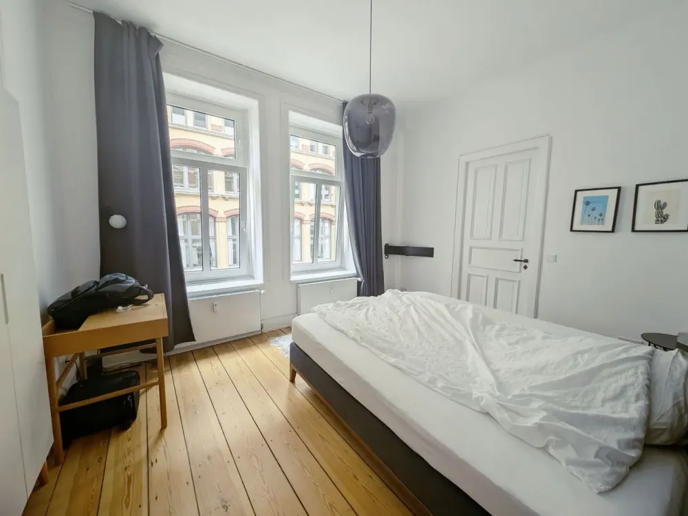Hochwertige, modernisierte 4,5-Zimmer-Altbau-Wohnung in Hamburgs Neustadt