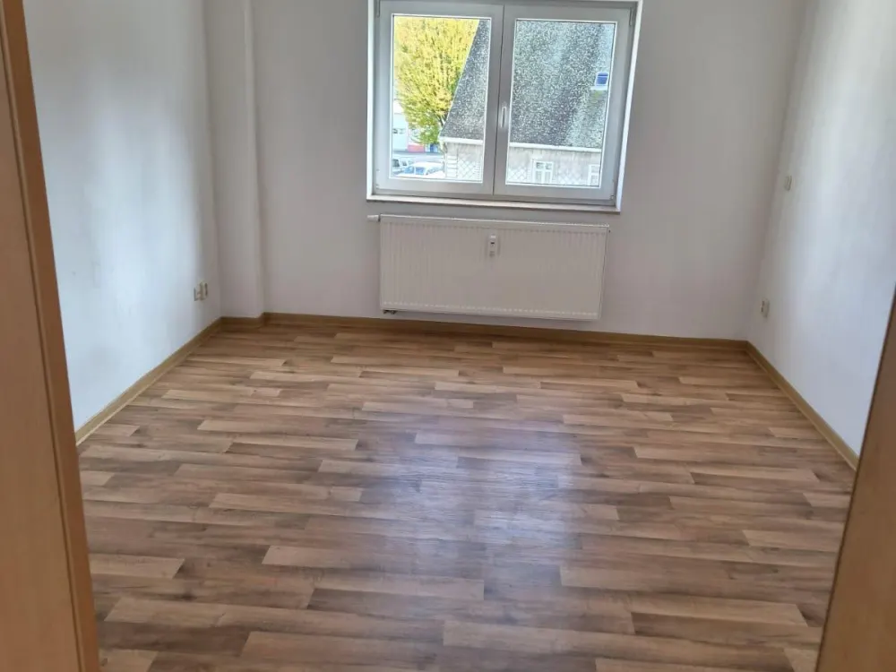 3-Zimmer-Erdgeschosswohnung mit Terrasse & 2 Stellplätzen
