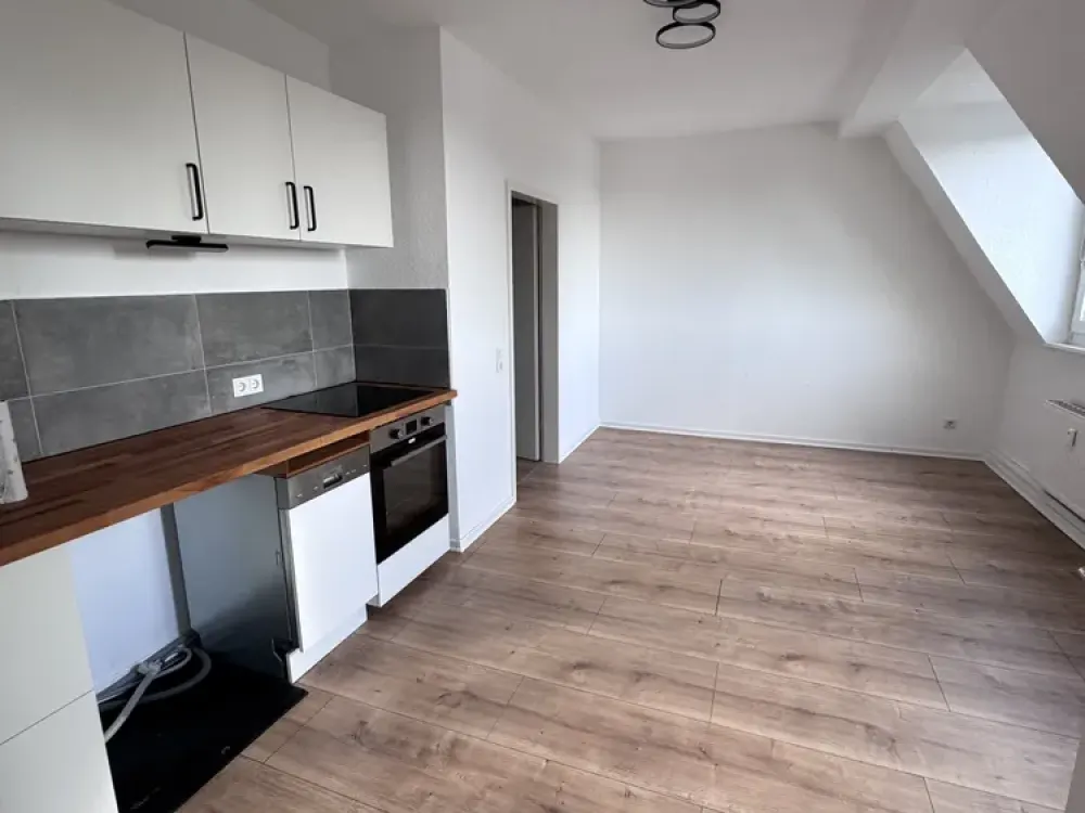 Charmante 2-Zimmer-Altbauwohnung in beliebter Lage von Köln-Müngersdorf
