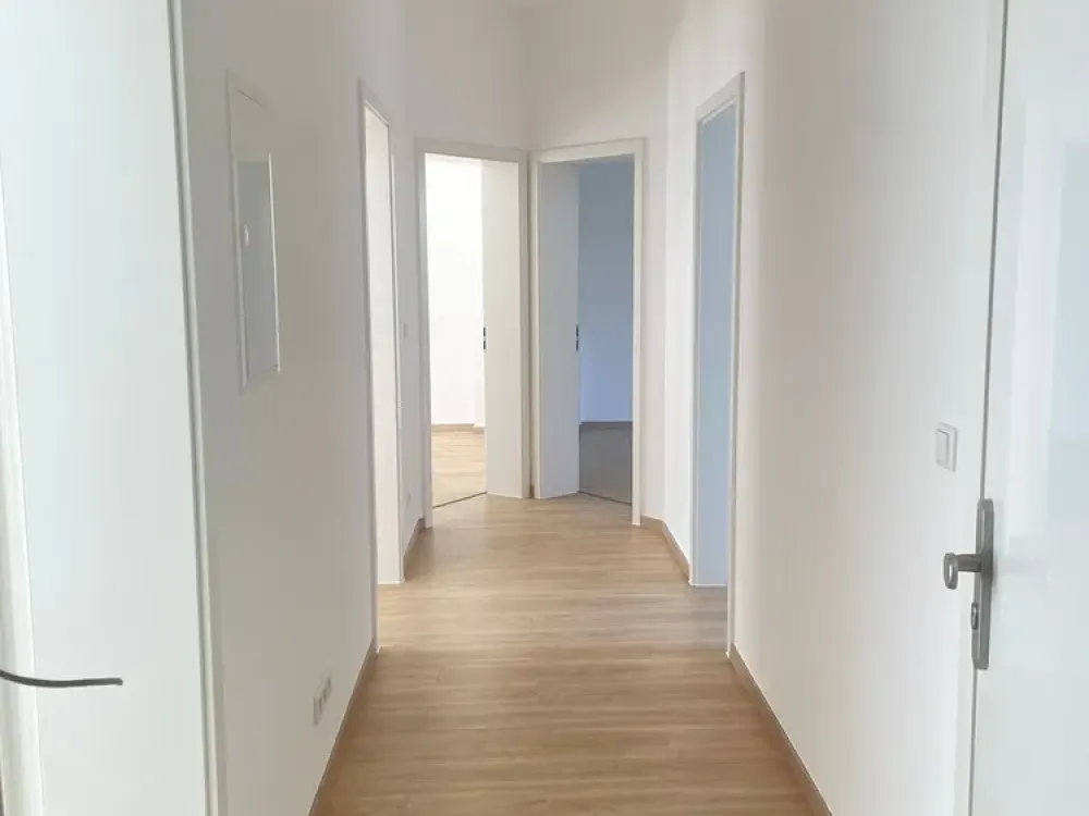 KEIN STELLPLATZ / 4-Zimmer-EG Wohnung - mit Balkon und Gartennutzung