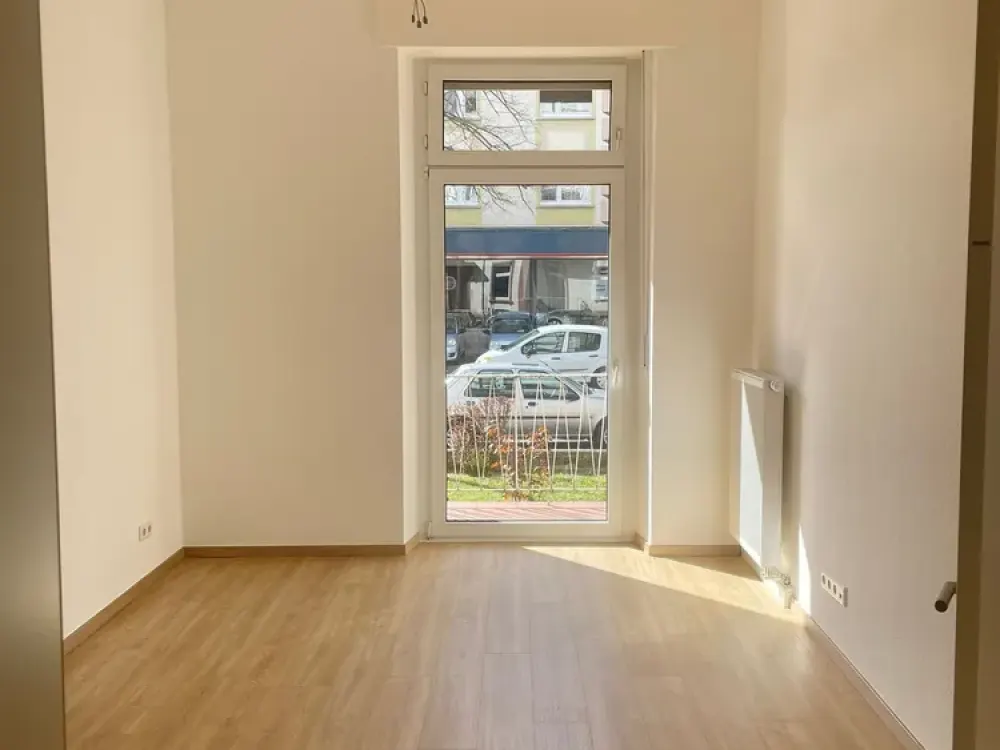 KEIN STELLPLATZ / 4-Zimmer-EG Wohnung - mit Balkon und Gartennutzung