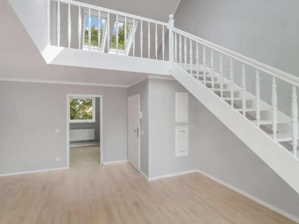 2,5 Zimmer-Wohnung mit Galerie und modernem Wohnkomfort in Elbnähe in Wedel