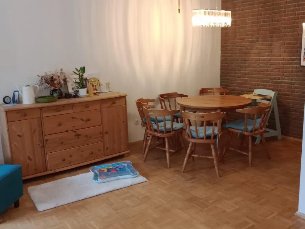 REIHENMITTELHAUS ZU VERMIETEN IN BREMEN-SCHÖNEBECK