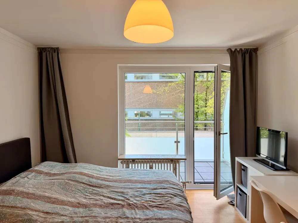 Attraktives Single-Apartment mit Balkon in begehrter Lage von Düsseldorf-Golzheim