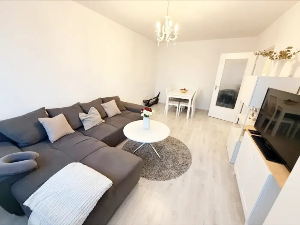 Beautiful 2-Room Apartment in Neustadt!
