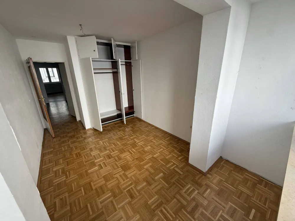 Zentrale 2-Zimmer-Wohnung mit großer Terrasse in Köln | ca. 54 m²