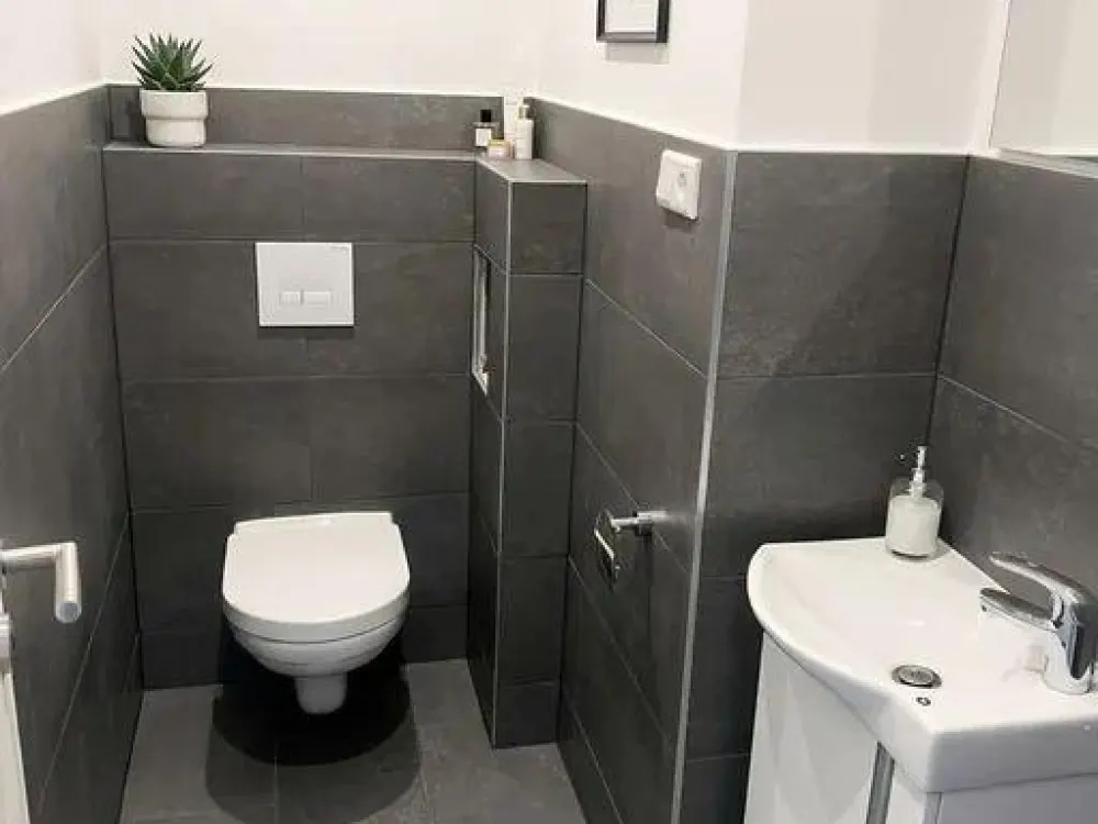 Helles Ambiente, entspanntes Wohnen / Geigenbergerstiaße 23, München / 1.OG / WE73 / Zi.1