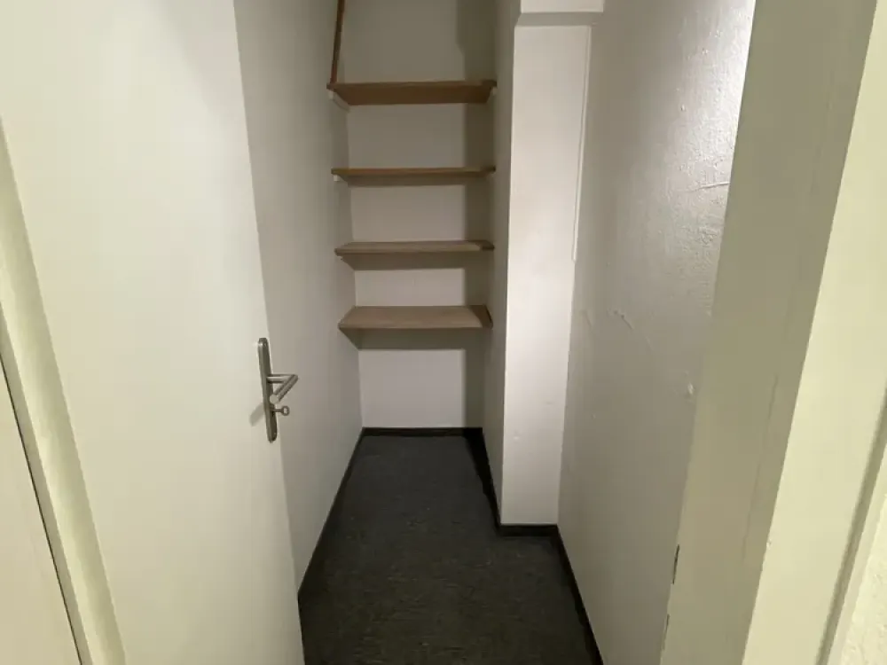 Licht und Weitblick: gepflegte 2,5-Zimmer-Wohnung mit Westbalkon in Essen-Kettwig