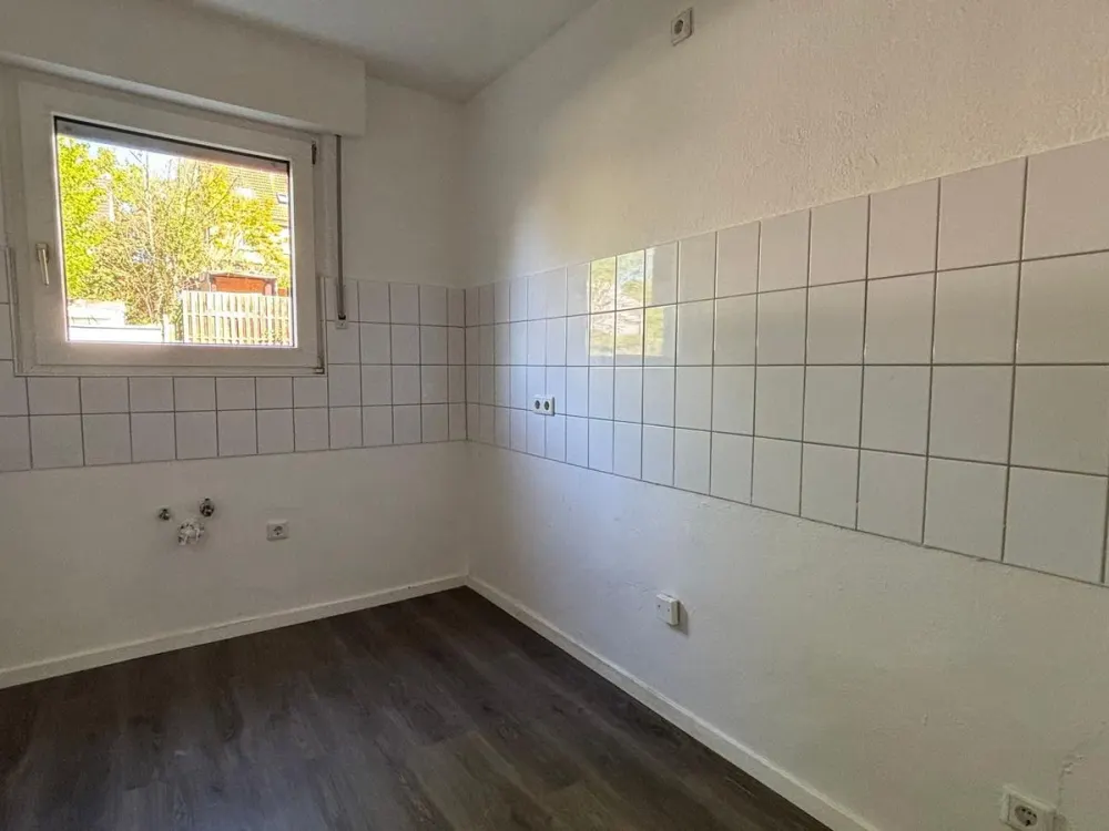 1 Monat Kaltmietfrei! Helle 3,5-Zimmer-Wohnung mit Balkon und Stellplatz