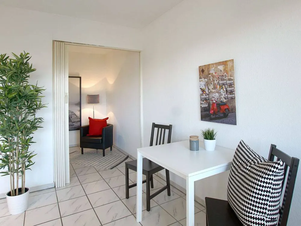 Teilmöbliertes 1-Zimmer Apartment im berühmten Düsseltal