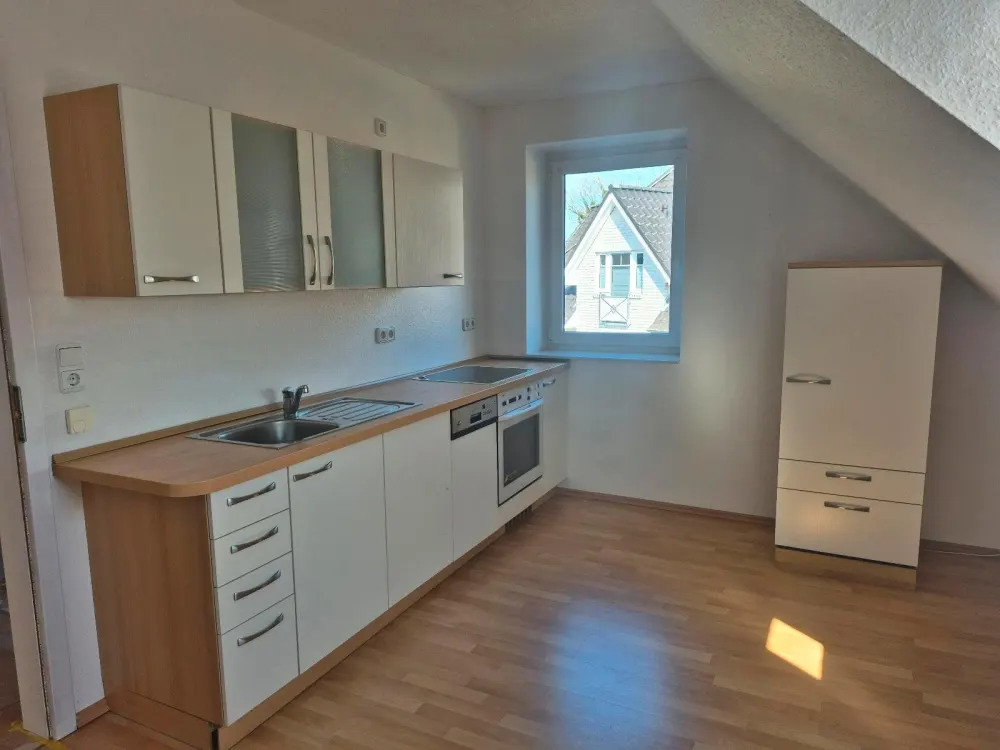 Helle 2-Zimmer DG-Wohnung in Grasberg zu vermieten