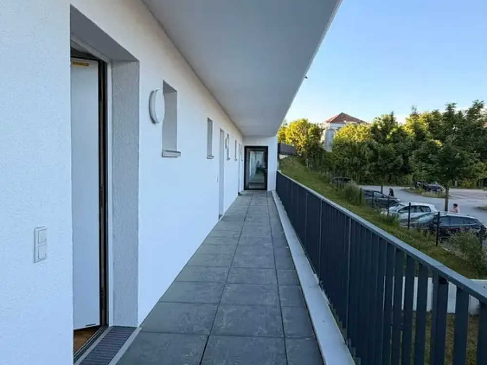 Moderne 2-Zimmer-Wohnung mit Balkon und EBK