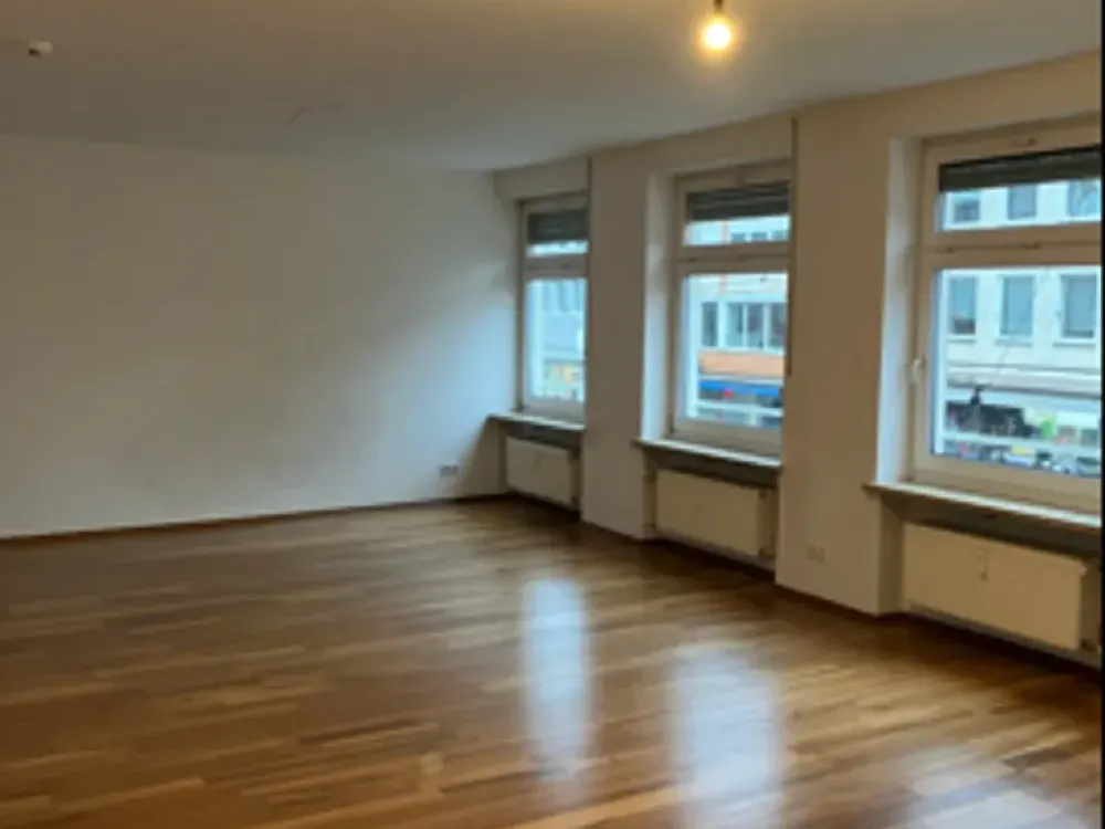 3 Zimmer Wohnung mit Terrasse
